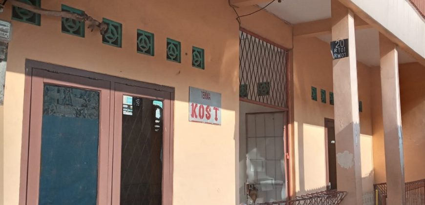 Rumah Kost di Kebon Nanas