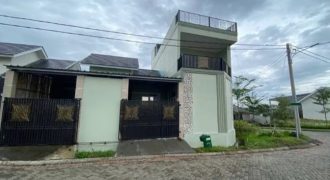 Rumah di Hook Citra Indah Jonggol