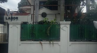 Rumah 2 Lantai Untuk Usaha